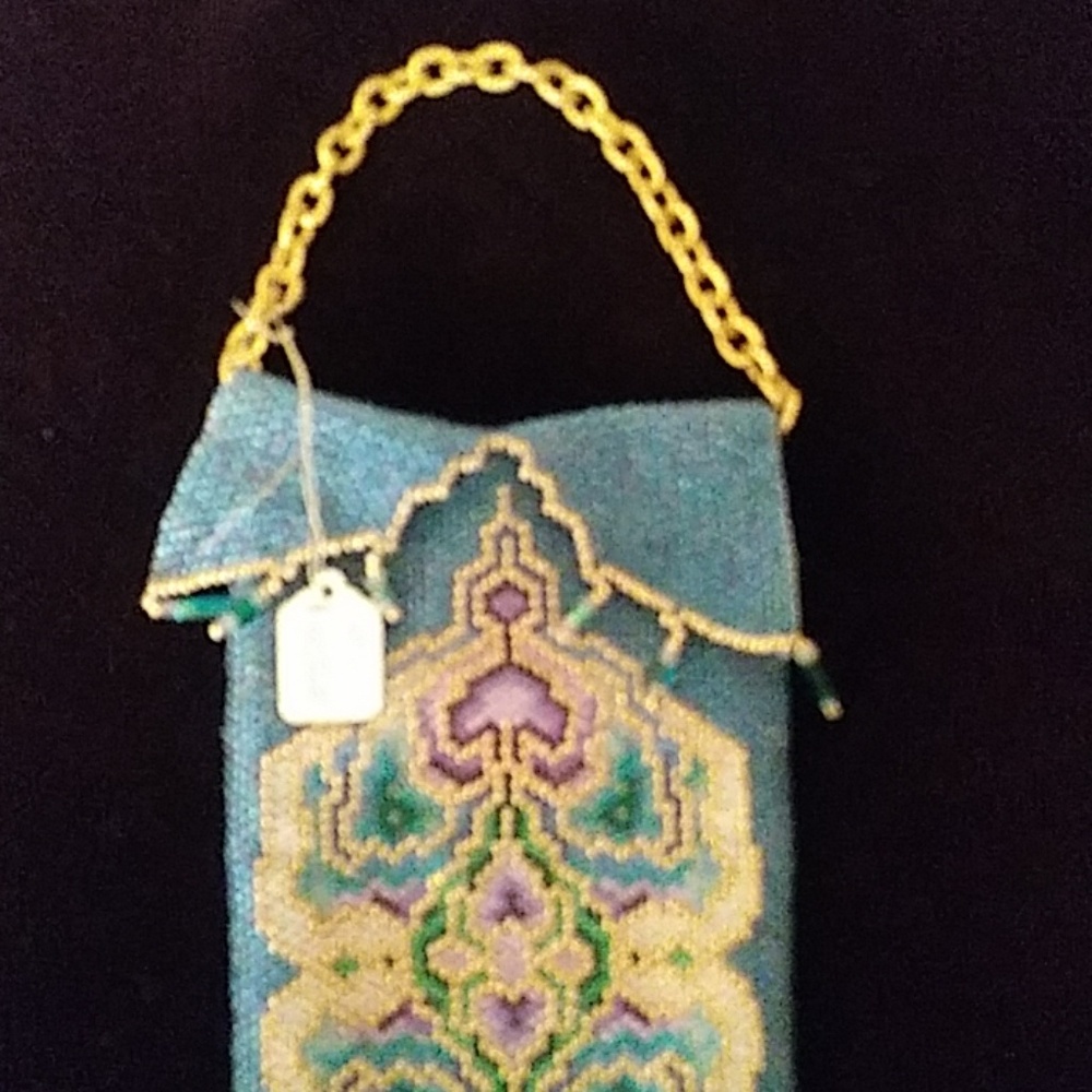 Magnificent beaded pouch. - Picture 4 of 6